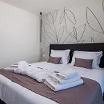 Appartement 2 Bedroom Amazing In