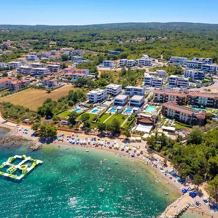 Appartamento 2 Bedroom Amazing In *