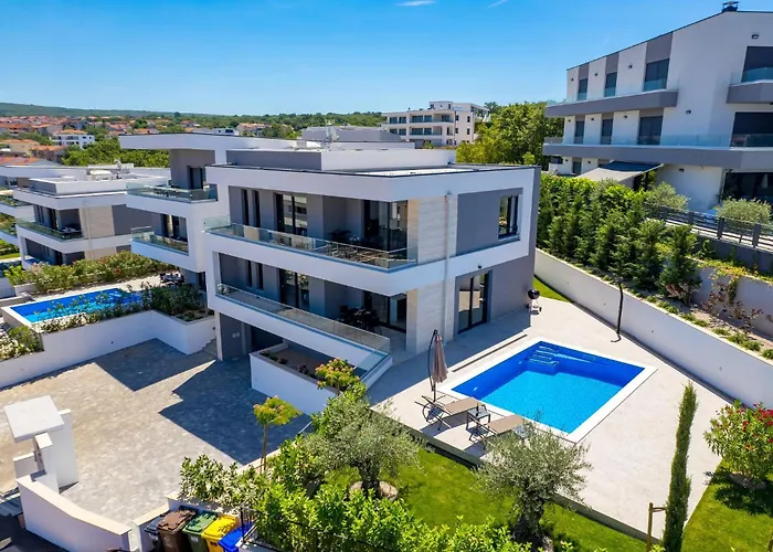 Pet Friendly In * Malinska